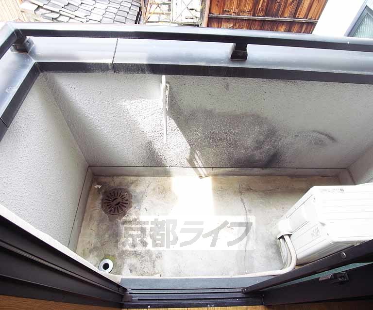 その他設備　洗濯機はこちらに置けそうです