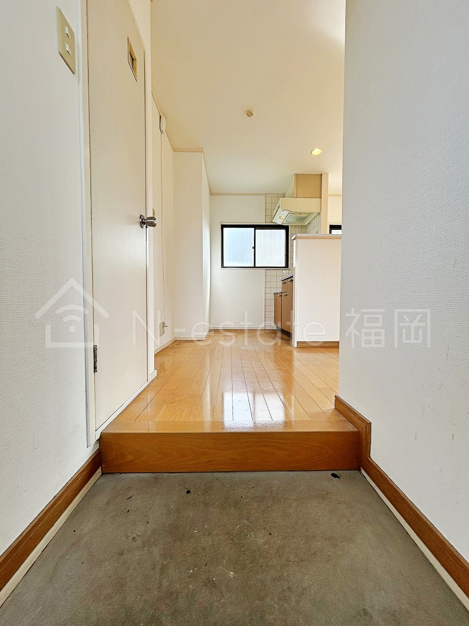 玄関　★お問合せお待ちしております♪★