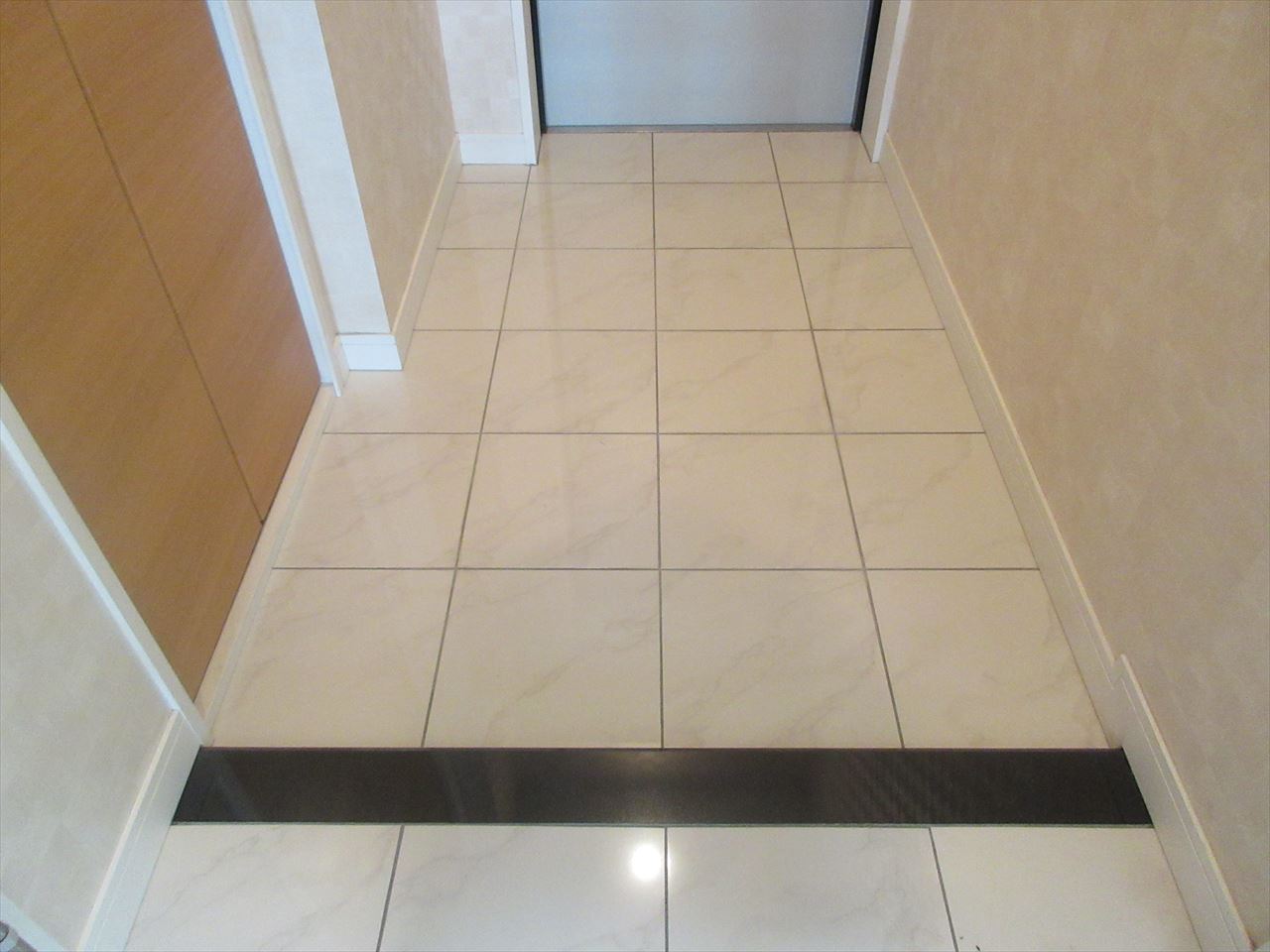 玄関　名駅南サクセスVIII