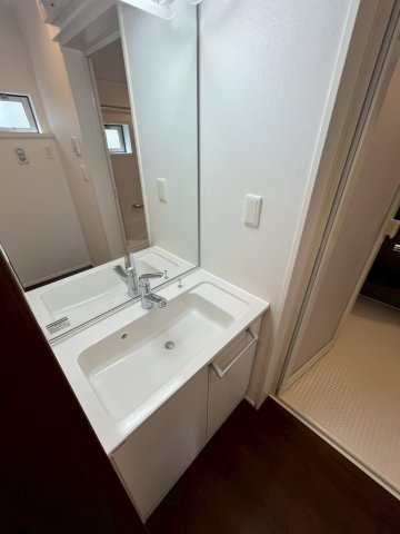 洗面設備　菊井1丁目戸建て