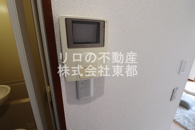 セキュリティ　モニター付きインターホンです。