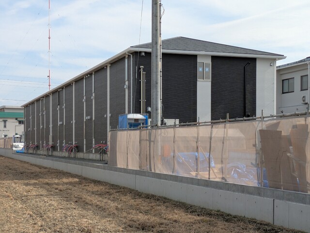 建物外観　建築中