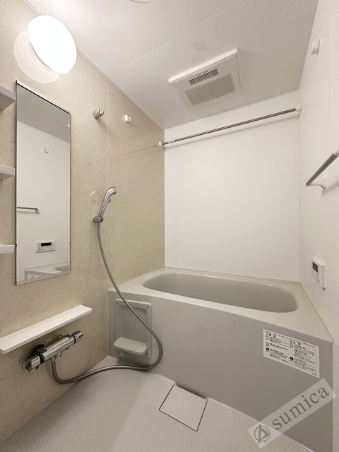 バス・シャワールーム　追い炊き・浴室暖房乾燥機付きバスルーム♪