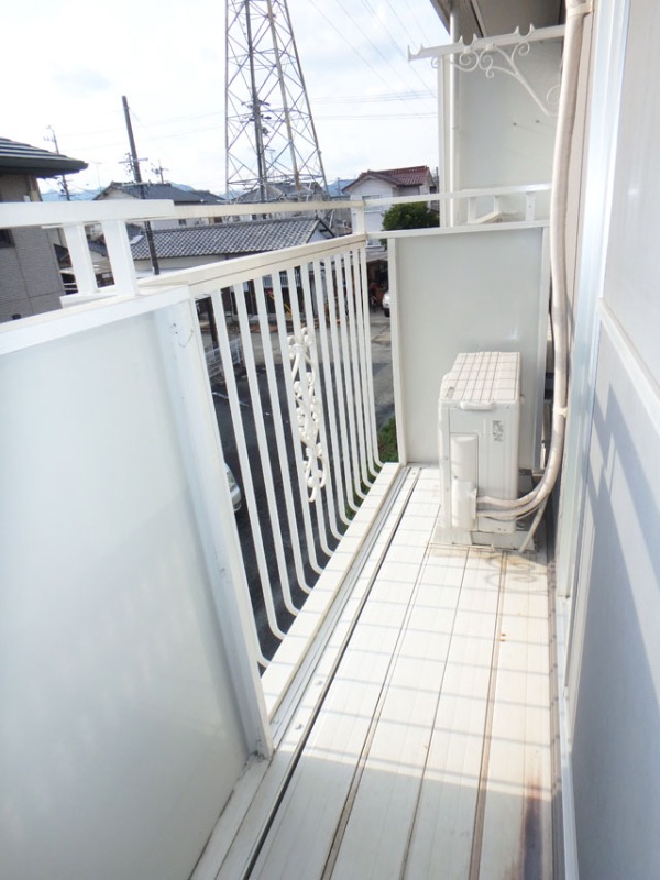 バルコニー　南西向きで日当たり良好☆
