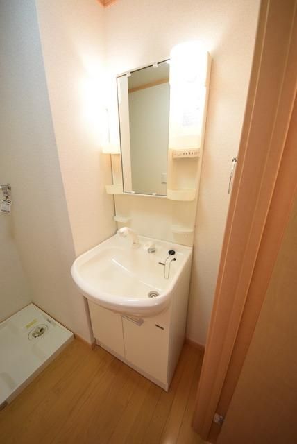 洗面設備　☆忙しい朝の強い味方の独立洗面台☆