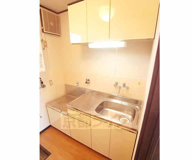 キッチン　単身者用のお部屋でこのキッチン！