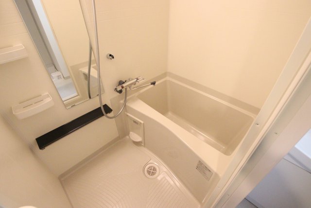 バス・シャワールーム　別室の参考写真です。※現況優先