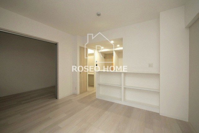 居室・リビング　同マンション別部屋：参考写真