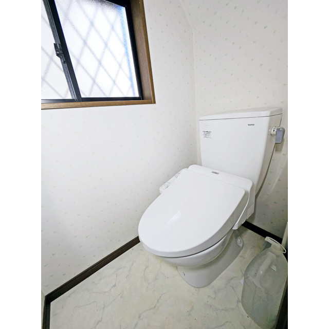 トイレ　トイレ