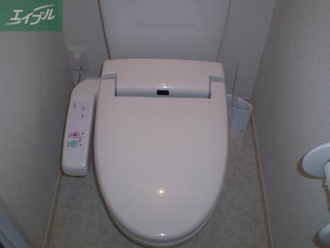 トイレ　ウォシュレット付き♪