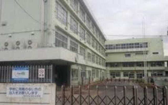 小学校　厚木市立清水小学校（小学校）まで543m