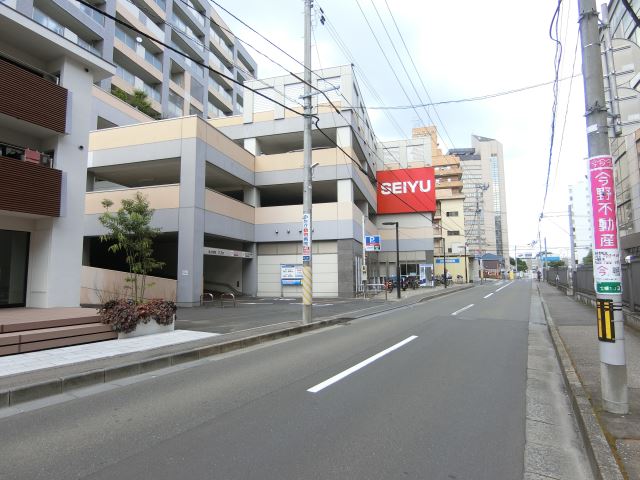 スーパー　西友（スーパー）まで1400m