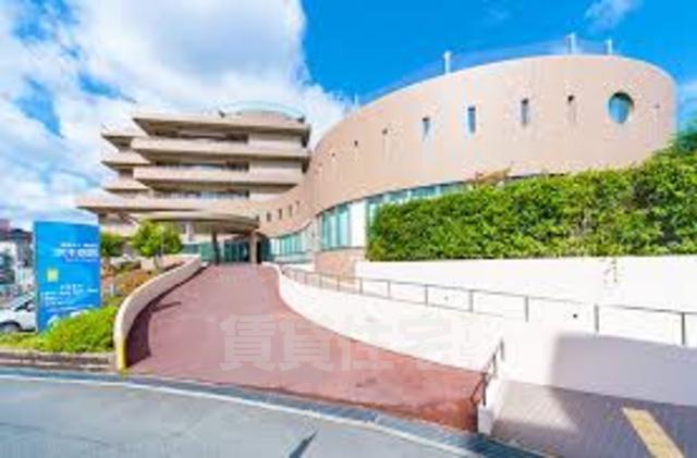 コンビニ　セブンイレブン　阪急茨木市駅東店（コンビニ）まで304m