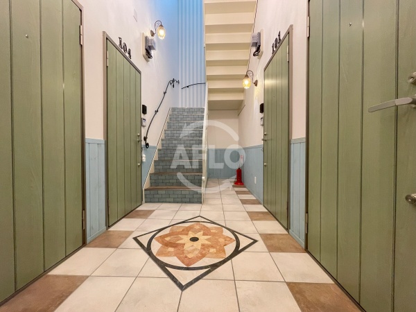 ロビー　セレナ松虫　ロビー