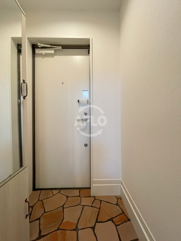 玄関　セレナ松虫　玄関