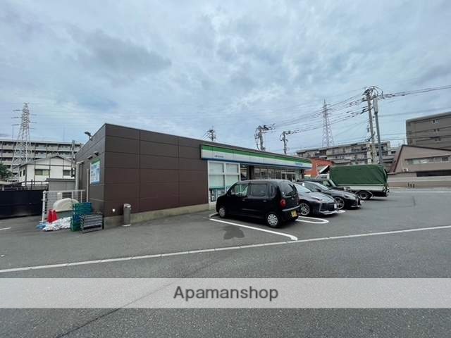 コンビニ　ファミリーマート小倉ＴＥＸＡＳ店（コンビニ）まで663m