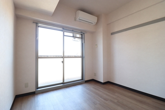 居室・リビング　居室　５．５帖