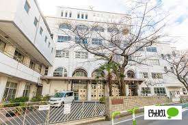 小学校　文京区立湯島小学校（小学校）まで408m