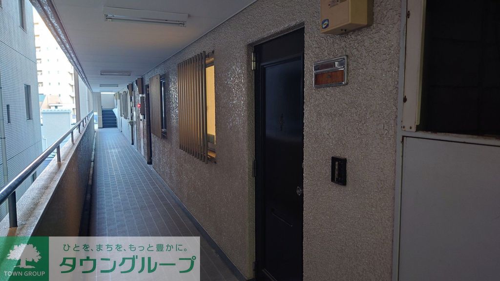 玄関　エントランス