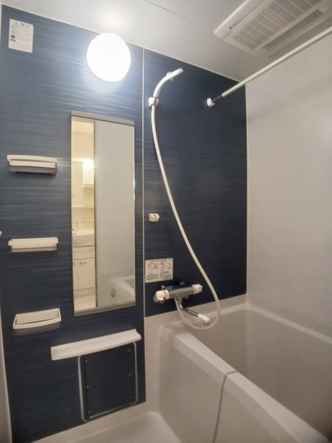 バス・シャワールーム　バス