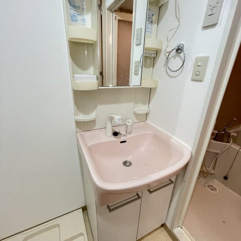 洗面設備　同仕様タイプです