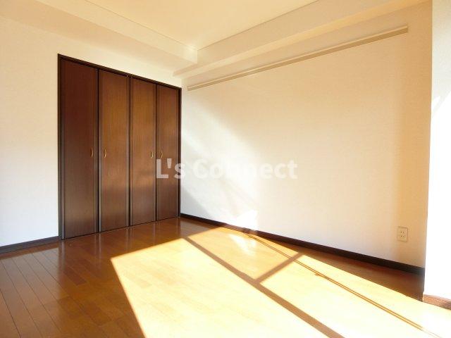 その他部屋・スペース　ＤＫと隣の洋室は繋げて使うこともできます。