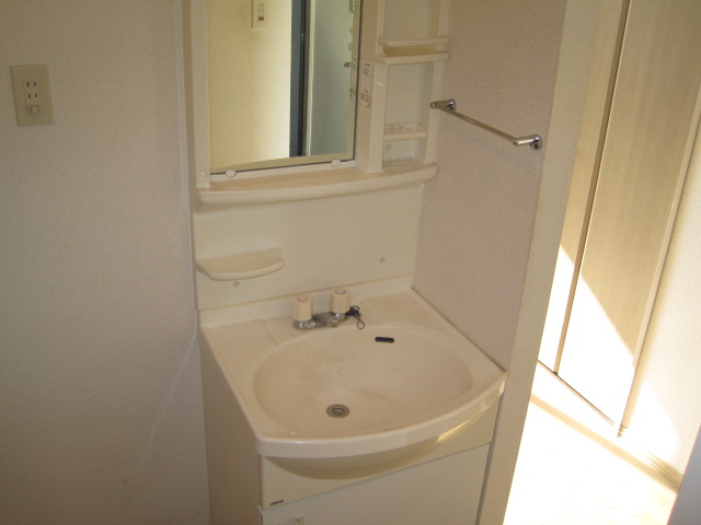 洗面設備　反転タイプ