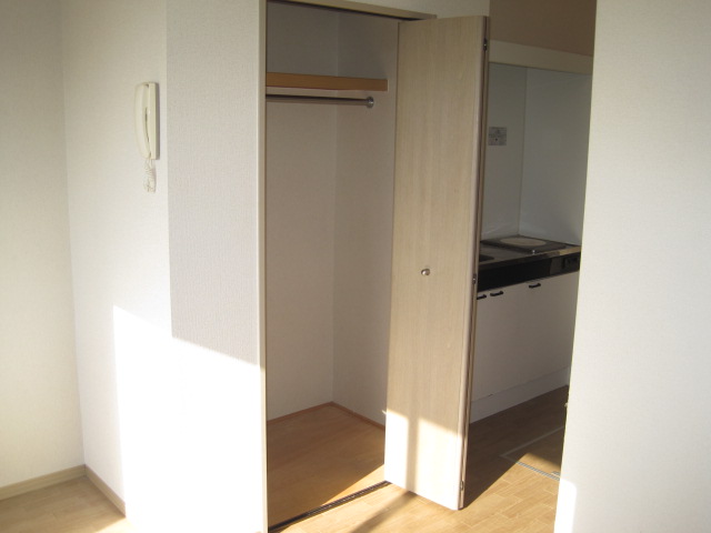 収納　反転タイプ