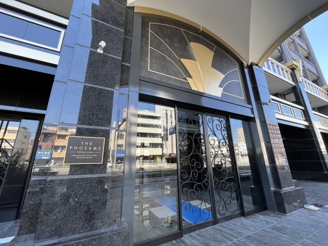 エントランス　PHOERME TENNOJI East　エントランス