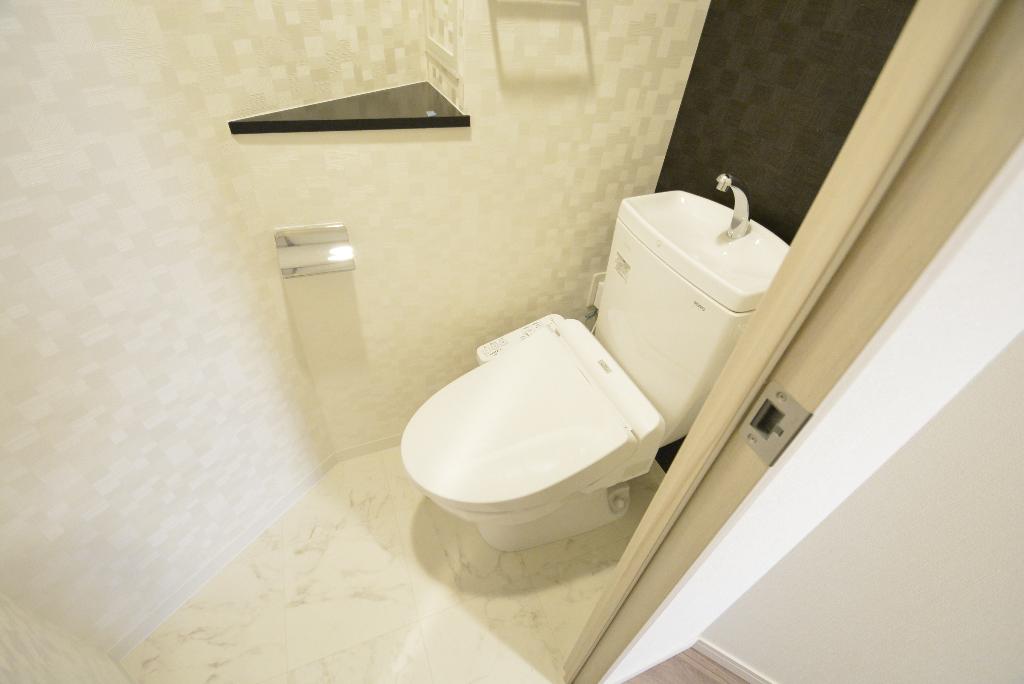 トイレ　シャワー付トイレ