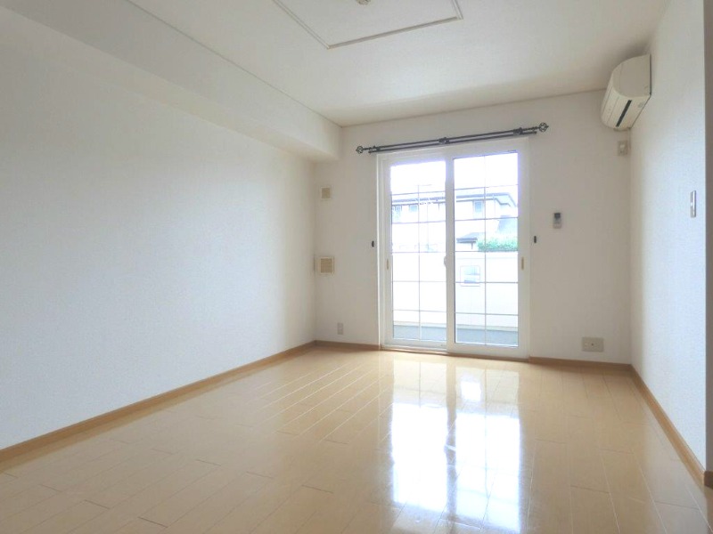 居室・リビング　図面と現状に相違がある場合には現状を優先