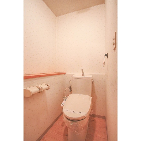 トイレ　同じ建物の別なお部屋