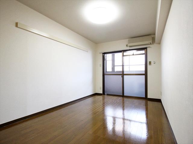 居室・リビング　松山市木屋町　サンパティックＵ－１　リビング