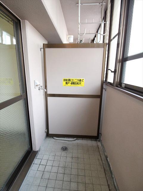 バルコニー　松山市木屋町　サンパティックＵ－１　サンルーム