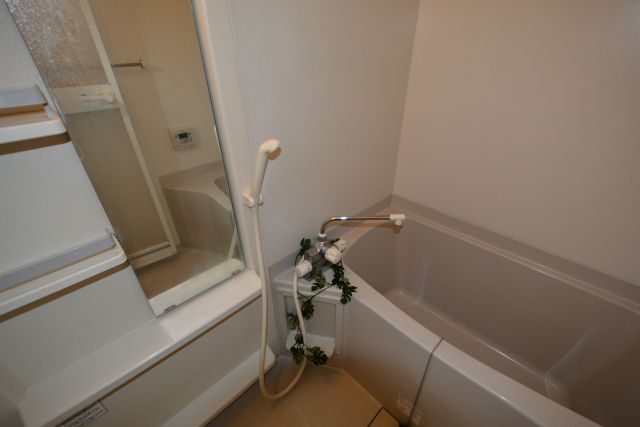 バス・シャワールーム　浴室乾燥機付きで家事効率UP！