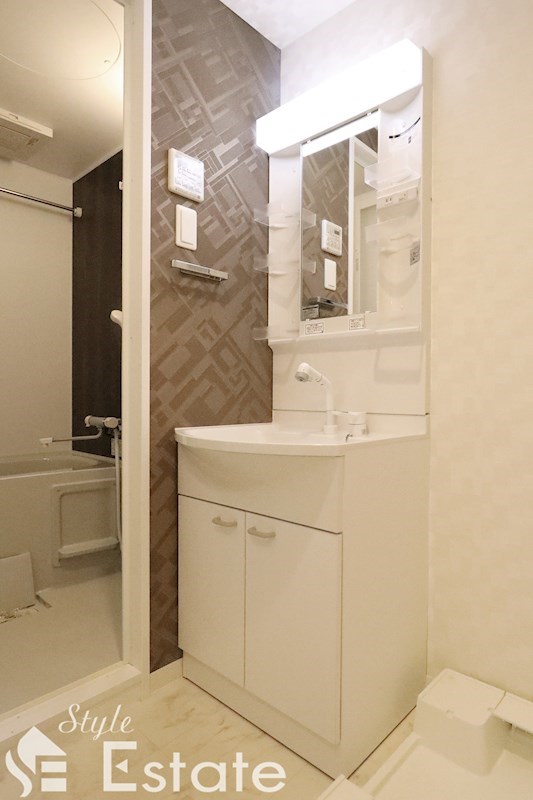 洗面設備　独立洗面台脱衣所