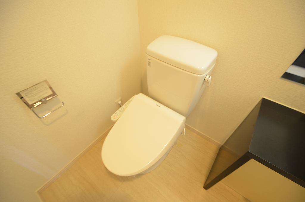 トイレ　シャワー付トイレ