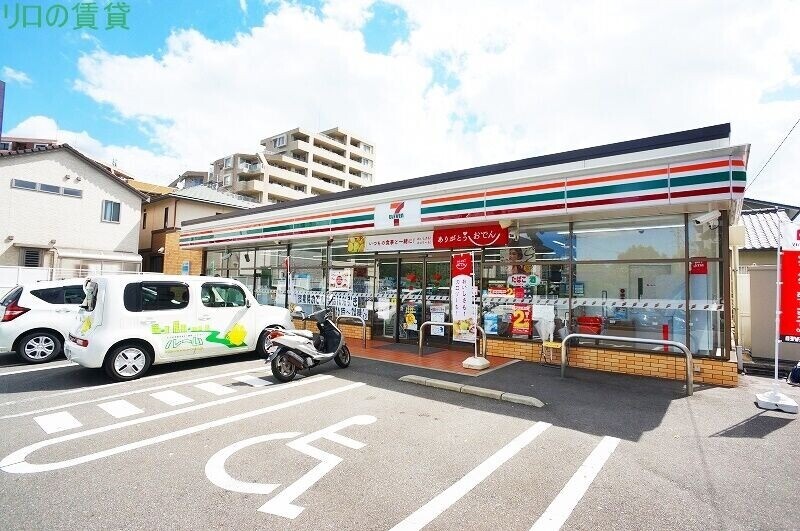 コンビニ　セブンイレブン博多新和町2丁目店（コンビニ）まで436m