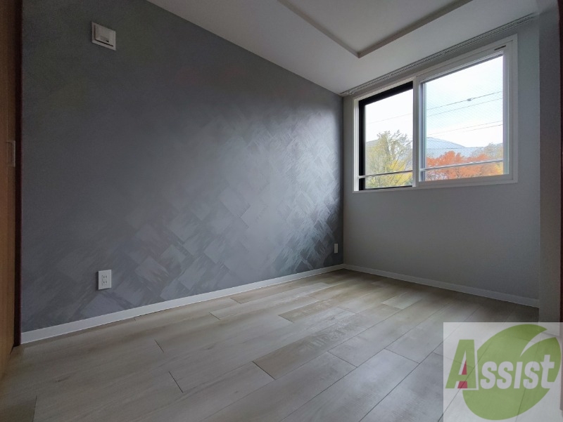 その他部屋・スペース　洋室の家具の配置を考えてみるのも楽しいですよ。