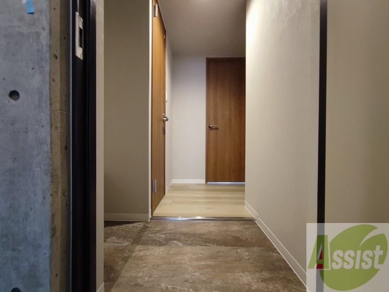 玄関　玄関からの様子を撮影してみました。動線になります。