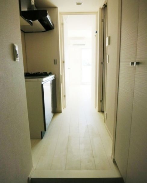 玄関　弊社は都内全域の物件をご紹介可能です！