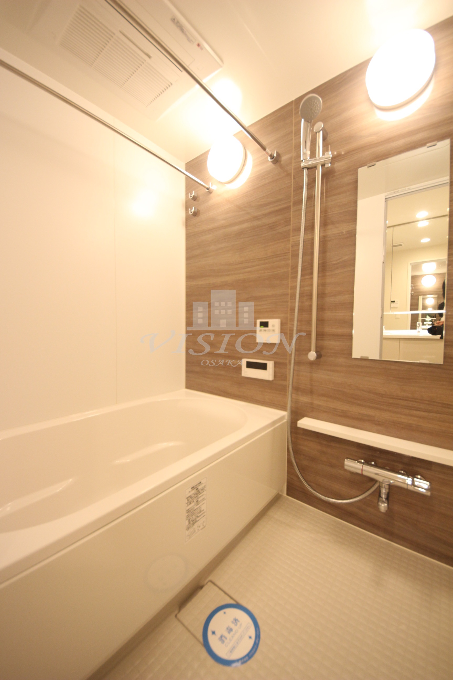 バス・シャワールーム　写真は別タイプとなります。