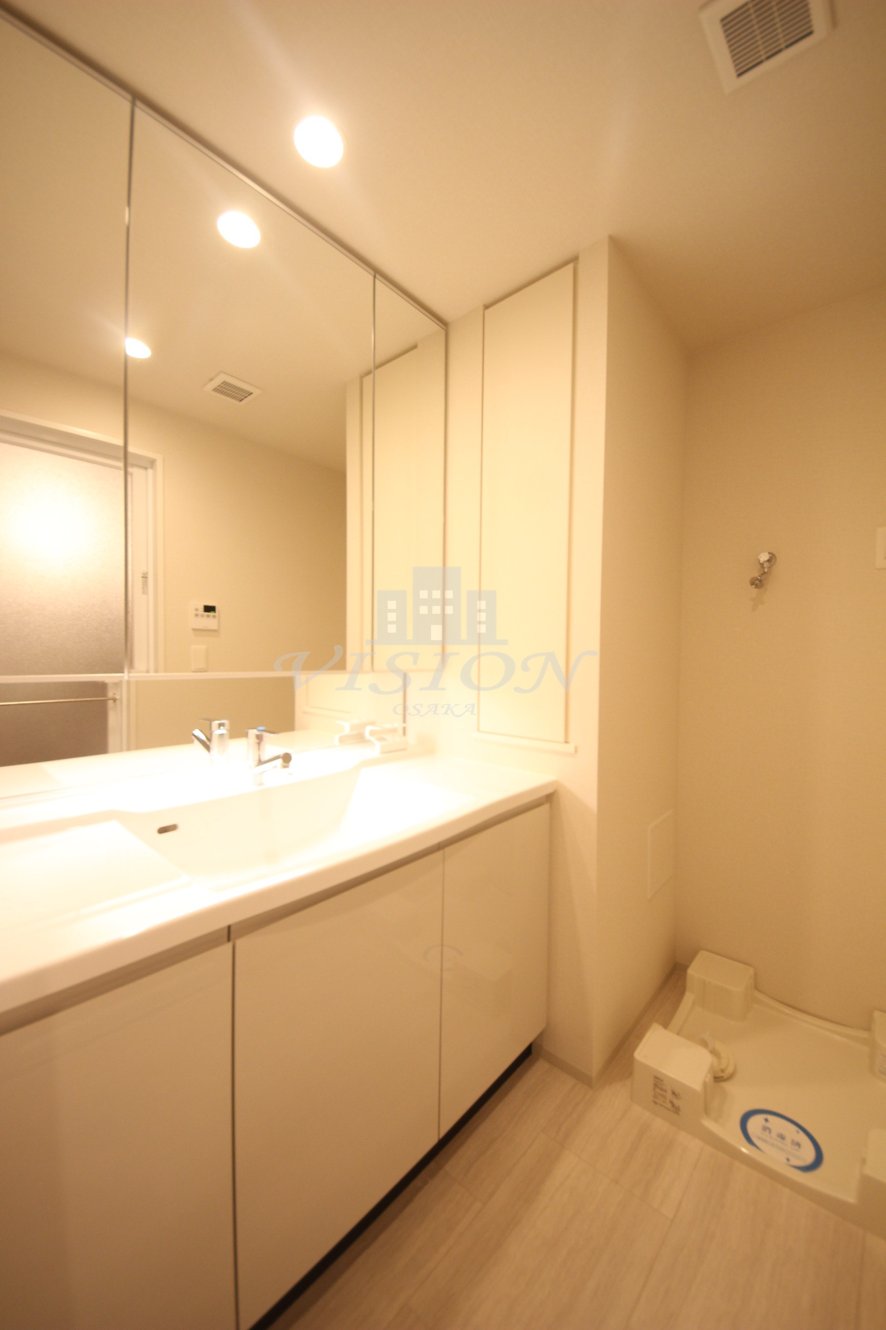 洗面設備　写真は別タイプとなります。