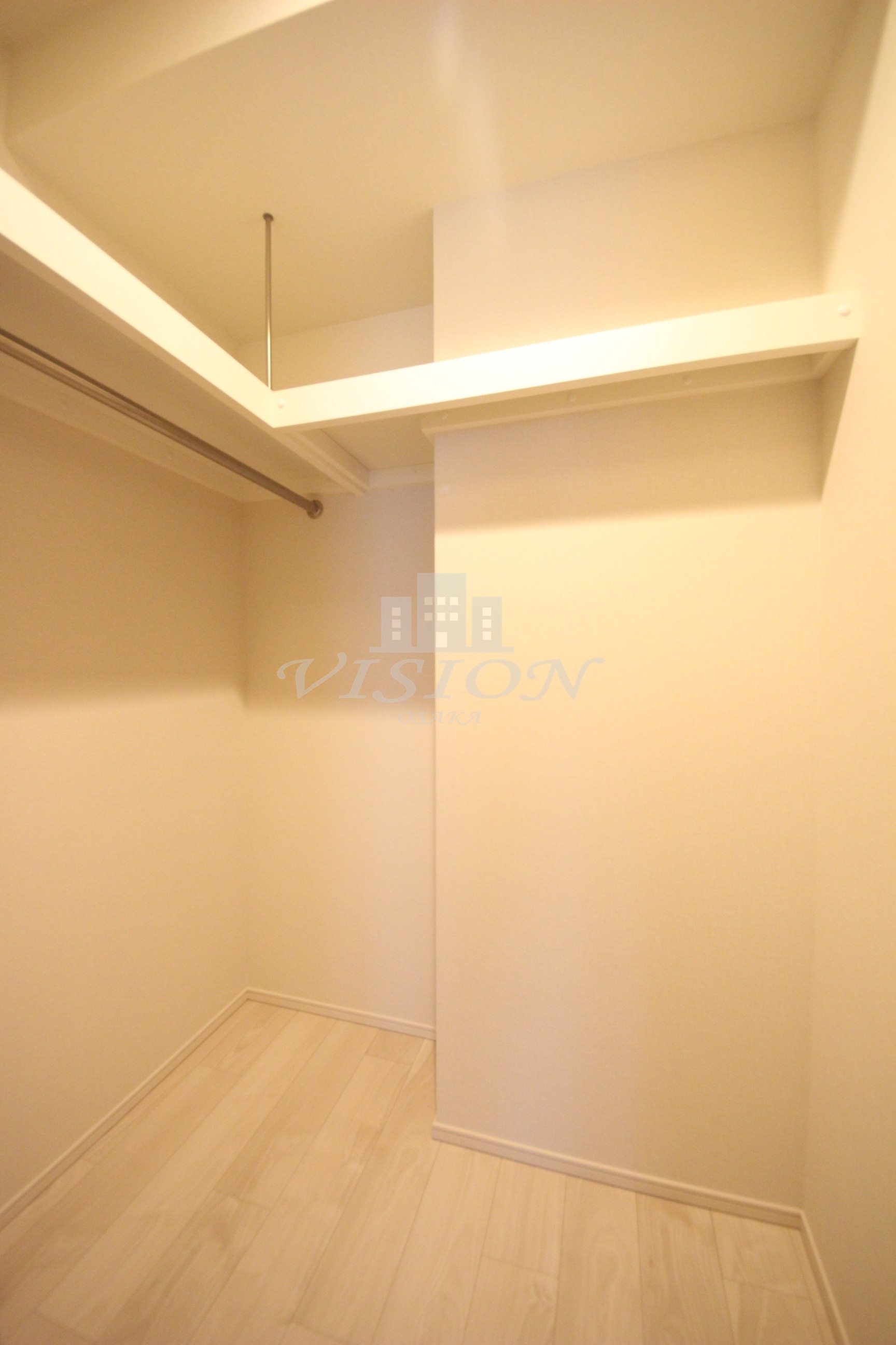 収納　写真は別タイプとなります。