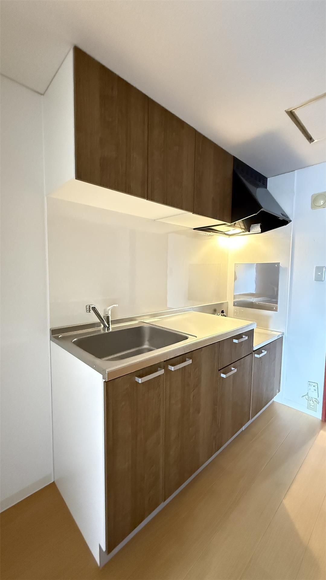 キッチン　コンパクトなキッチンで掃除もラクラク