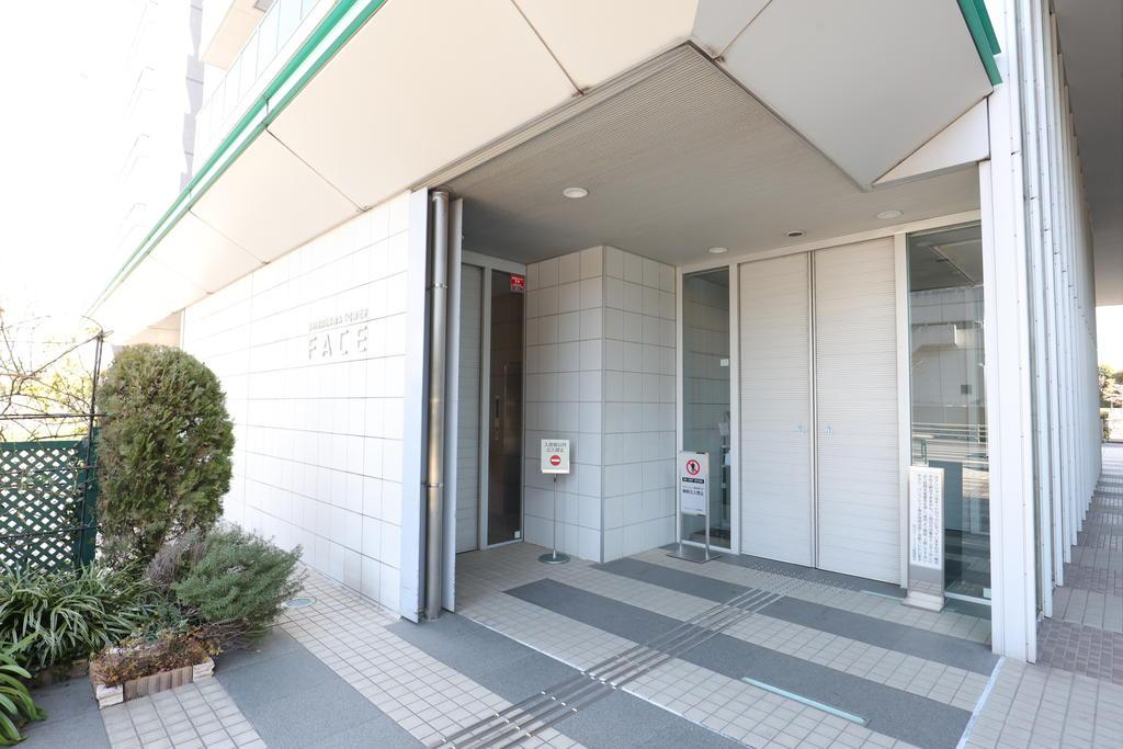 エントランス　エントランス