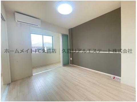 居室・リビング　同施工会社同シリーズ別物件