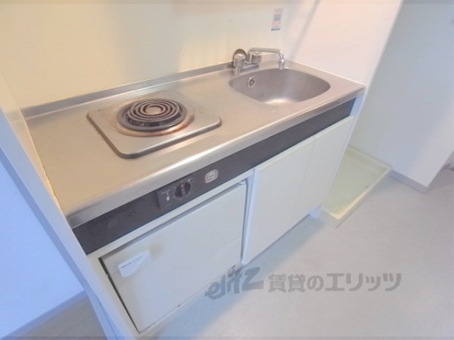 キッチン　収納