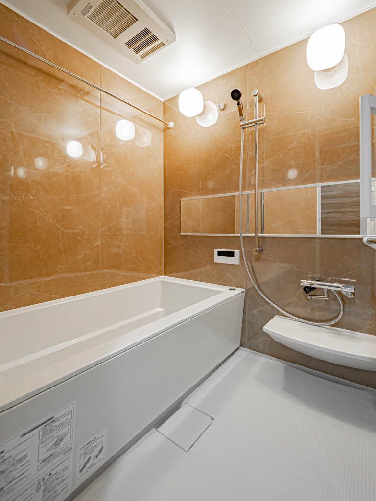 バス・シャワールーム　浴室