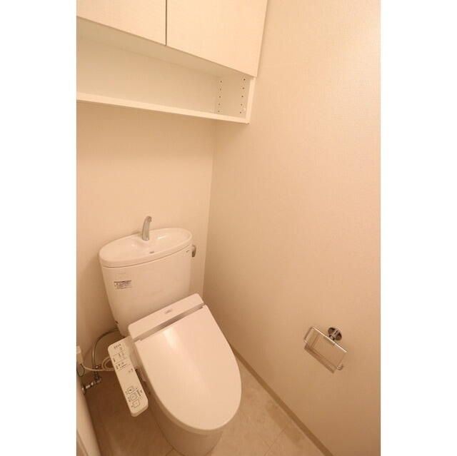 トイレ　写真は同タイプ住居です。